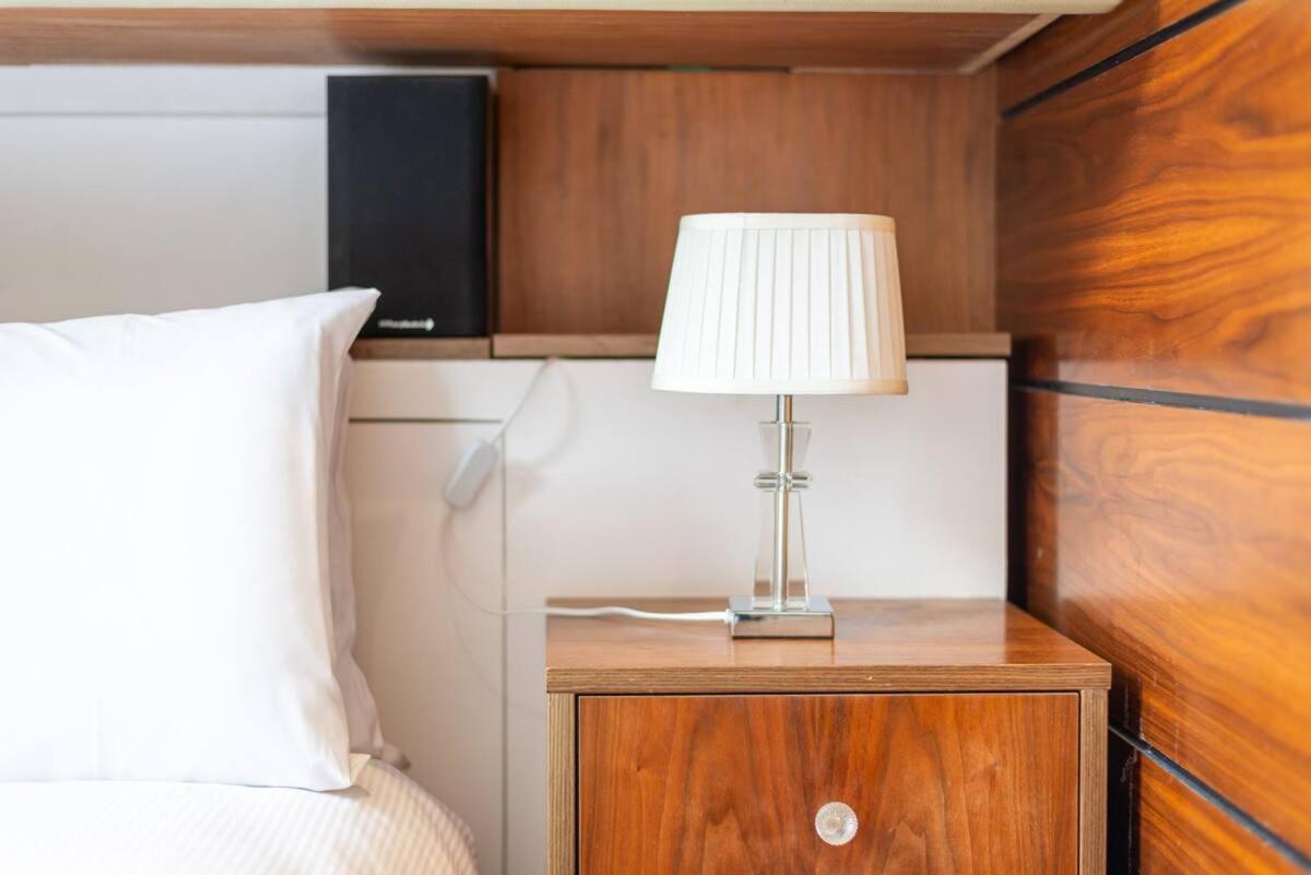 Award-Winning Designer Apartment 런던 외부 사진