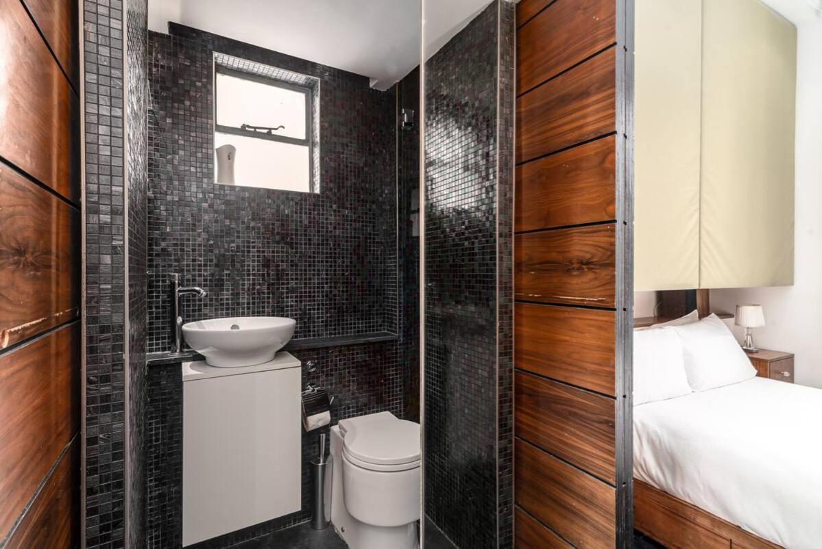 Award-Winning Designer Apartment 런던 외부 사진
